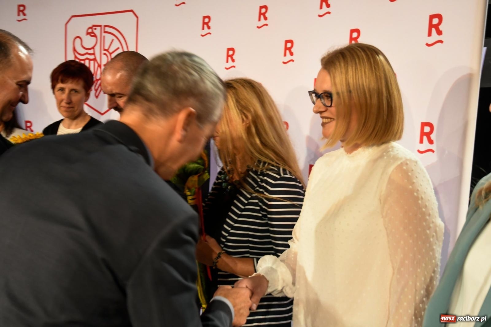 Zdjęcie w galerii na portalu naszraciborz.pl: Miejskie obchody Dnia Edukacji Narodowej i 60. urodziny SP 13 [FOTO i WIDEO] wiadomości z regionu