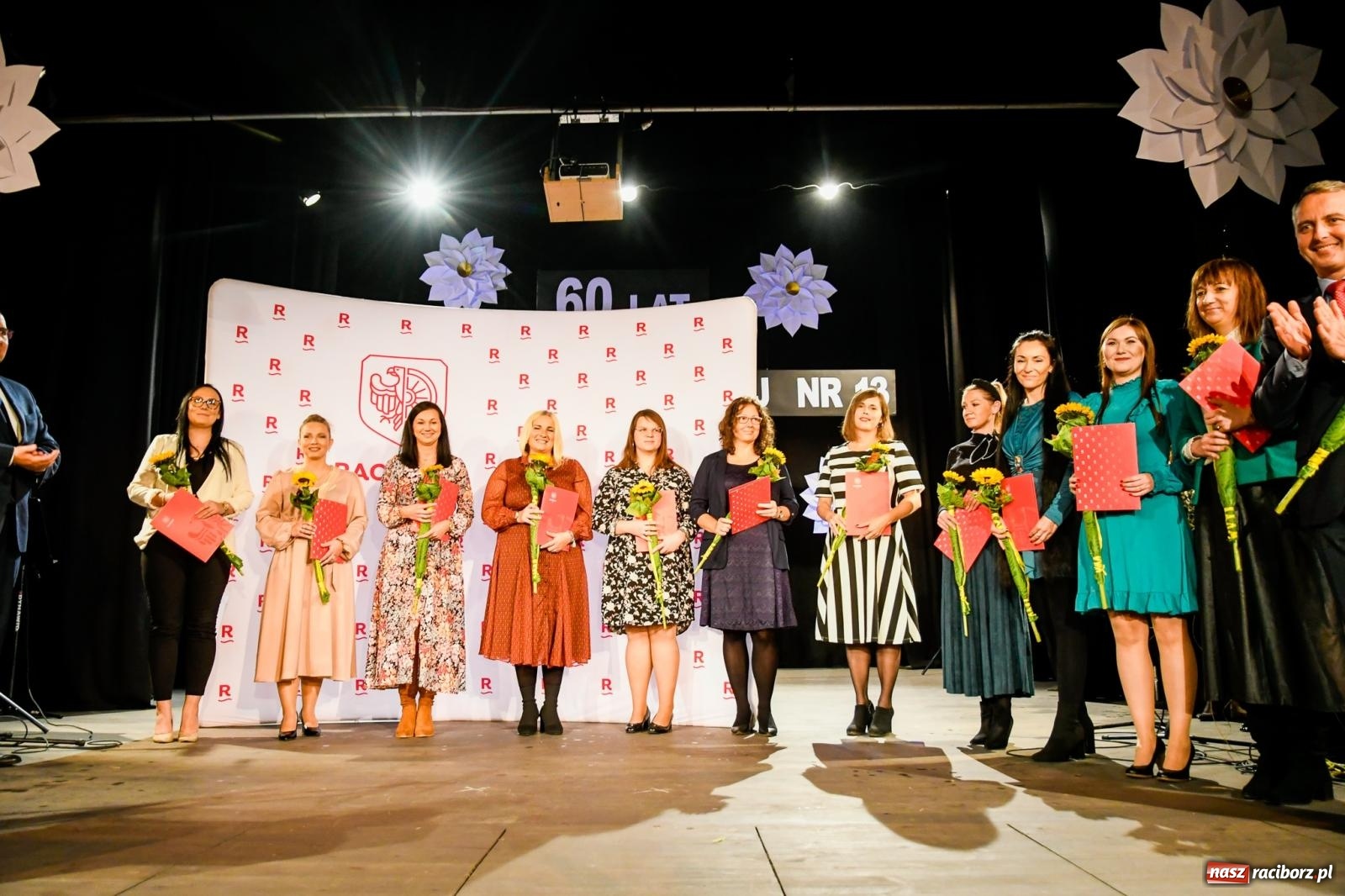 Zdjęcie w galerii na portalu naszraciborz.pl: Miejskie obchody Dnia Edukacji Narodowej i 60. urodziny SP 13 [FOTO i WIDEO] wiadomości z regionu