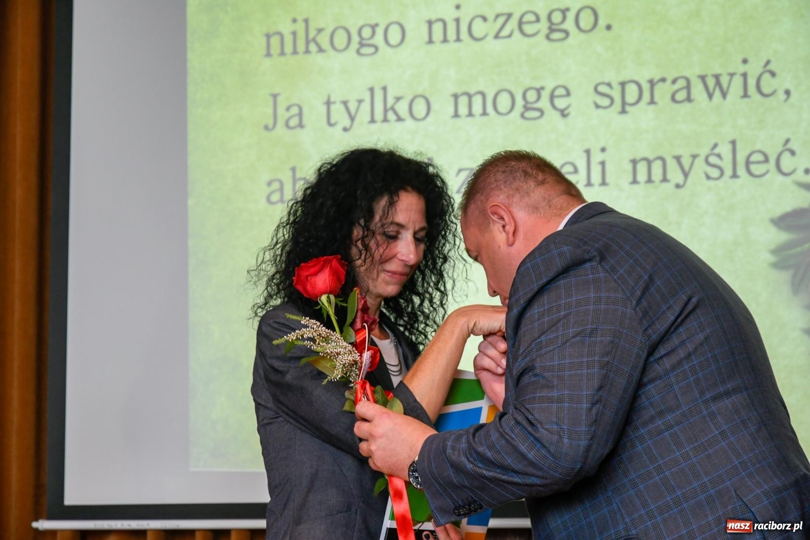 Zdjęcie w galerii na portalu naszraciborz.pl: Powiatowy Dzień Edukacji Narodowej w tym roku w Kasprowiczu [FOTO i WIDEO] wiadomości z regionu