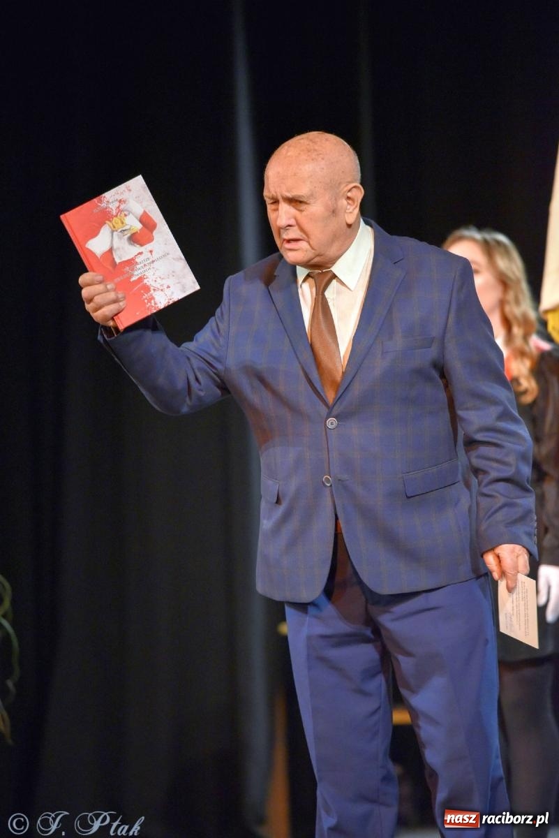 Zdjęcie w galerii na portalu naszraciborz.pl: Taka jest ta Trzynastka. Po prostu szczęśliwa wiadomości z regionu