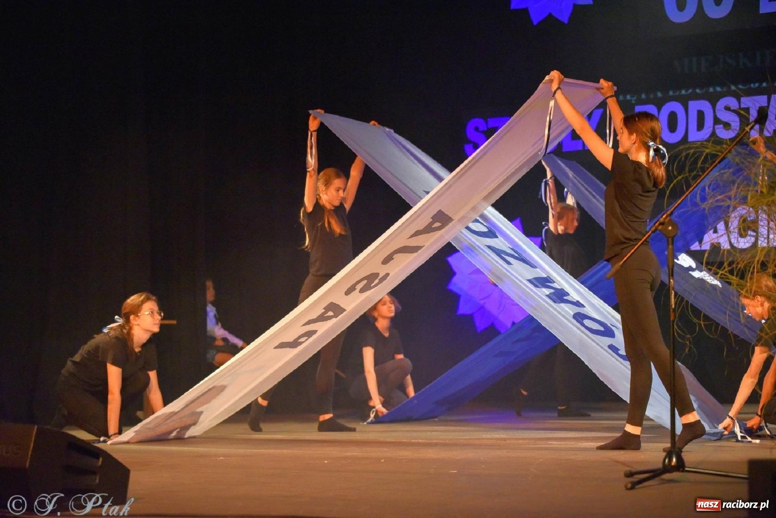 Zdjęcie w galerii na portalu naszraciborz.pl: Taka jest ta Trzynastka. Po prostu szczęśliwa wiadomości z regionu