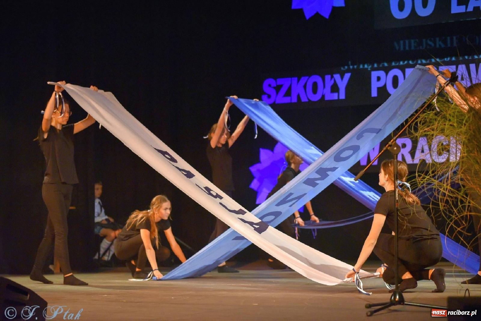 Zdjęcie w galerii na portalu naszraciborz.pl: Taka jest ta Trzynastka. Po prostu szczęśliwa wiadomości z regionu