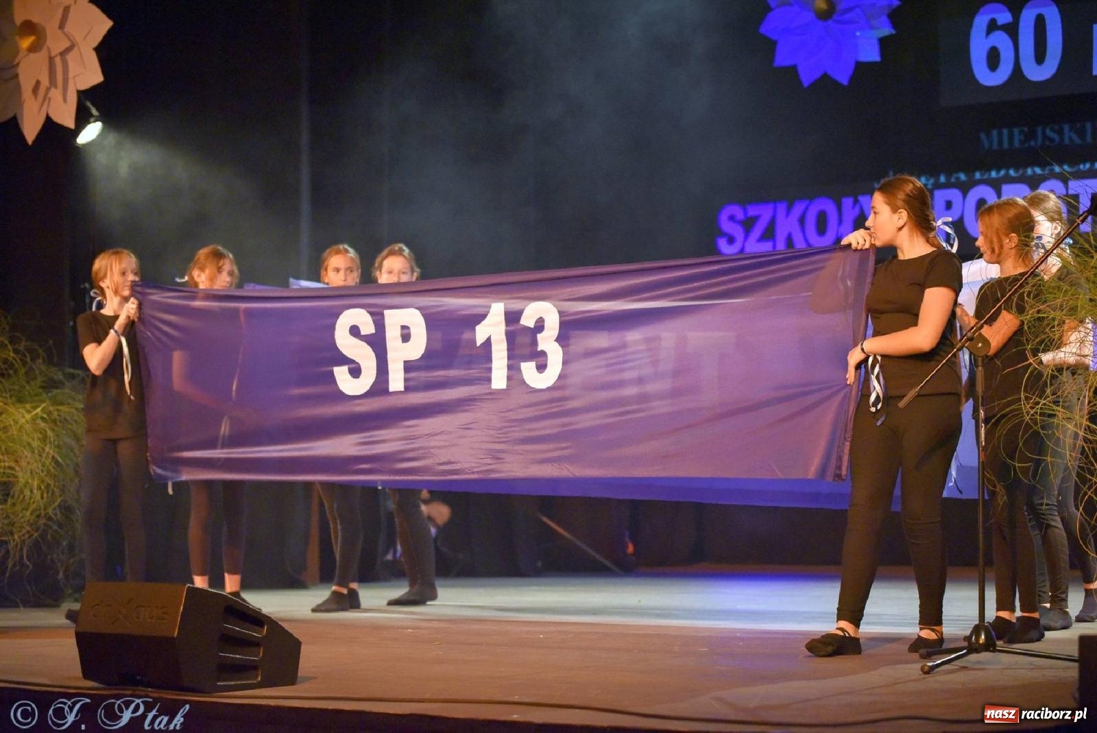 Zdjęcie w galerii na portalu naszraciborz.pl: Taka jest ta Trzynastka. Po prostu szczęśliwa wiadomości z regionu