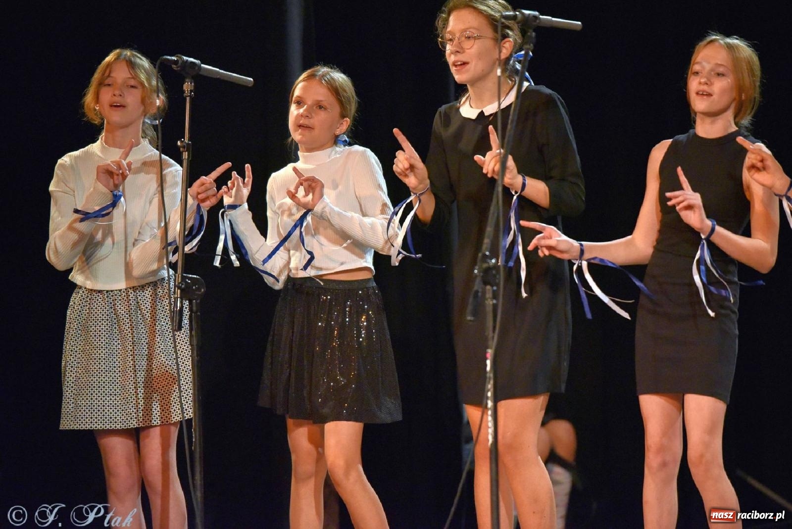 Zdjęcie w galerii na portalu naszraciborz.pl: Taka jest ta Trzynastka. Po prostu szczęśliwa wiadomości z regionu