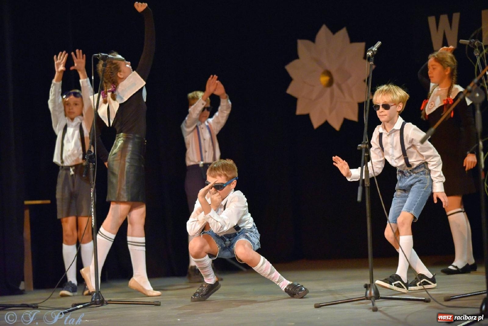 Zdjęcie w galerii na portalu naszraciborz.pl: Taka jest ta Trzynastka. Po prostu szczęśliwa wiadomości z regionu