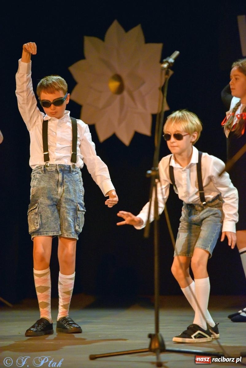 Zdjęcie w galerii na portalu naszraciborz.pl: Taka jest ta Trzynastka. Po prostu szczęśliwa wiadomości z regionu