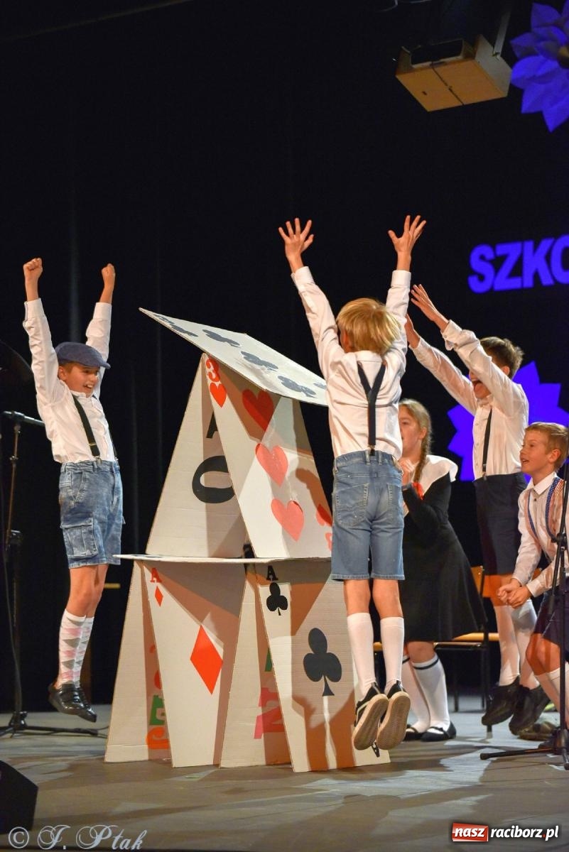 Zdjęcie w galerii na portalu naszraciborz.pl: Taka jest ta Trzynastka. Po prostu szczęśliwa wiadomości z regionu