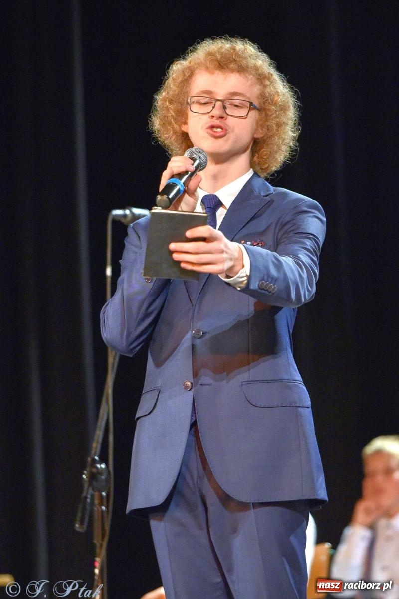 Zdjęcie w galerii na portalu naszraciborz.pl: Taka jest ta Trzynastka. Po prostu szczęśliwa wiadomości z regionu