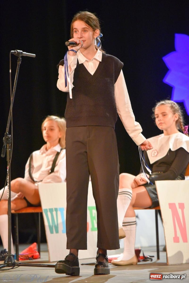 Zdjęcie w galerii na portalu naszraciborz.pl: Taka jest ta Trzynastka. Po prostu szczęśliwa wiadomości z regionu