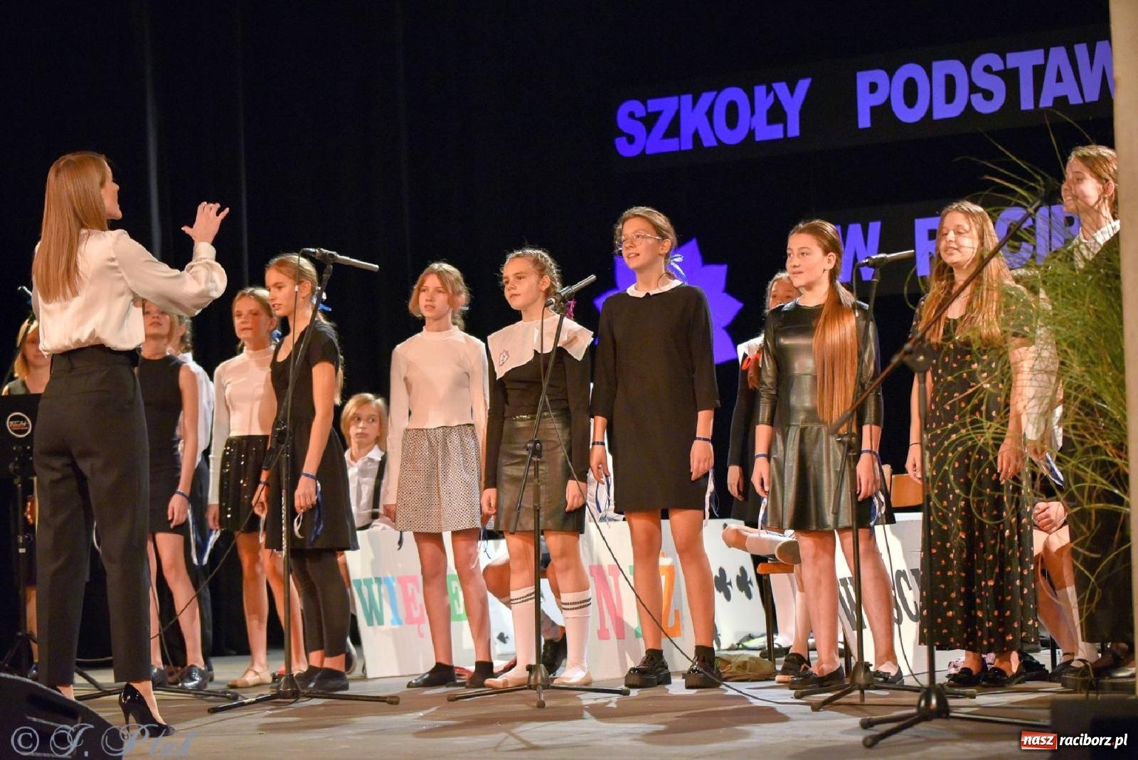 Zdjęcie w galerii na portalu naszraciborz.pl: Taka jest ta Trzynastka. Po prostu szczęśliwa wiadomości z regionu