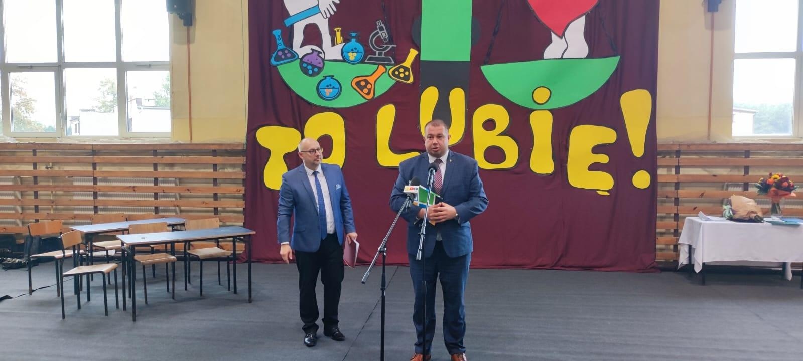 Zdjęcie w galerii na portalu naszraciborz.pl: Szkoła w Nędzy ma laboratorium talentów wiadomości z regionu