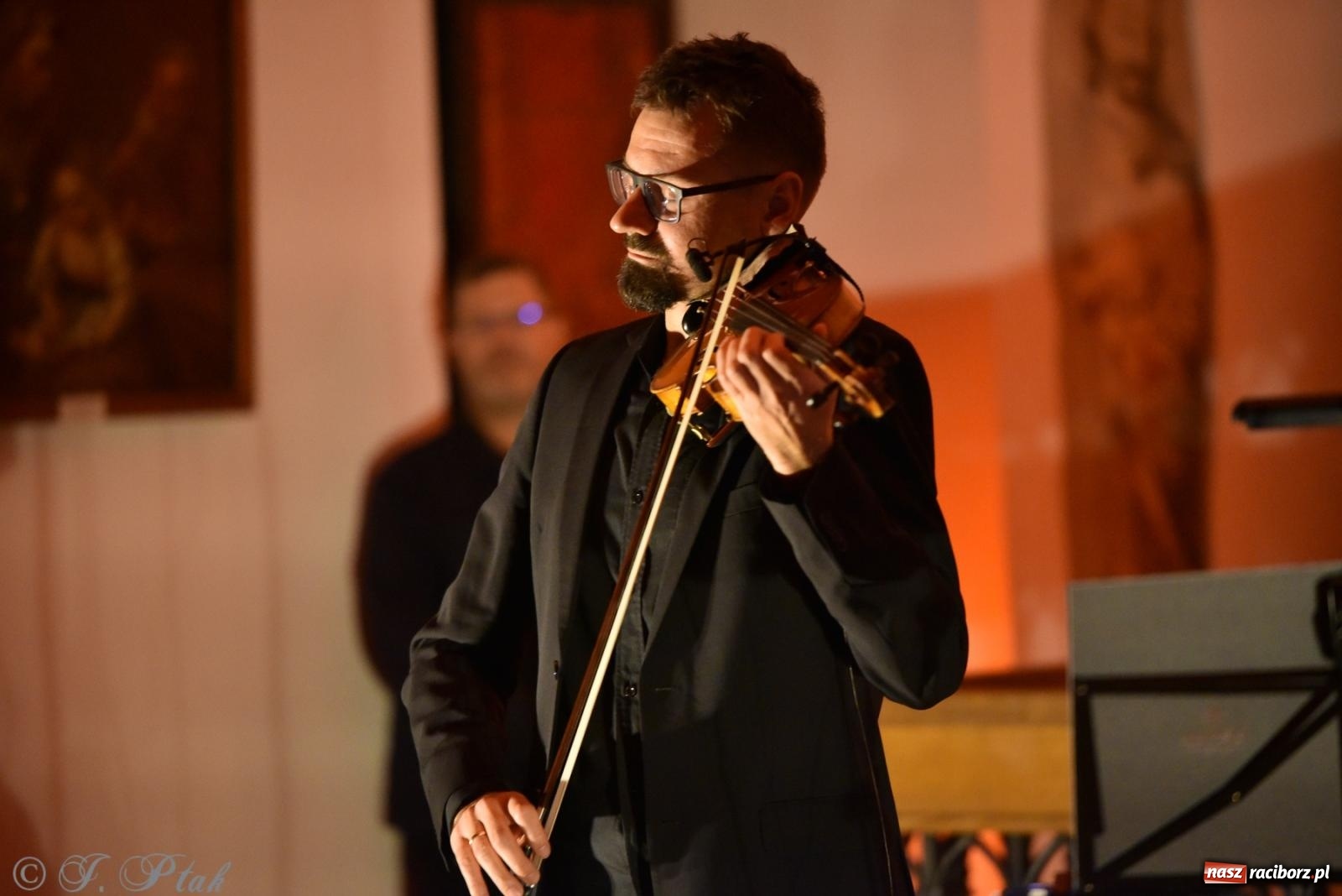 Zdjęcie w galerii na portalu naszraciborz.pl: Fuzja klasyki i elektroniki w raciborskim Muzeum [FOTO i WIDEO] wiadomości z regionu