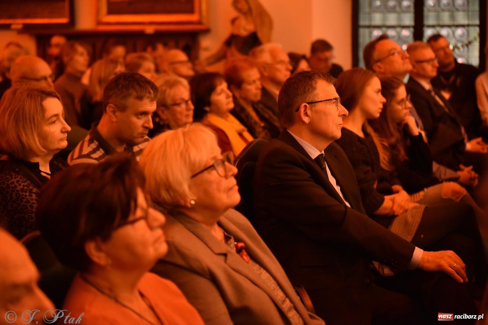Zdjęcie w galerii na portalu naszraciborz.pl: Fuzja klasyki i elektroniki w raciborskim Muzeum [FOTO i WIDEO] wiadomości z regionu