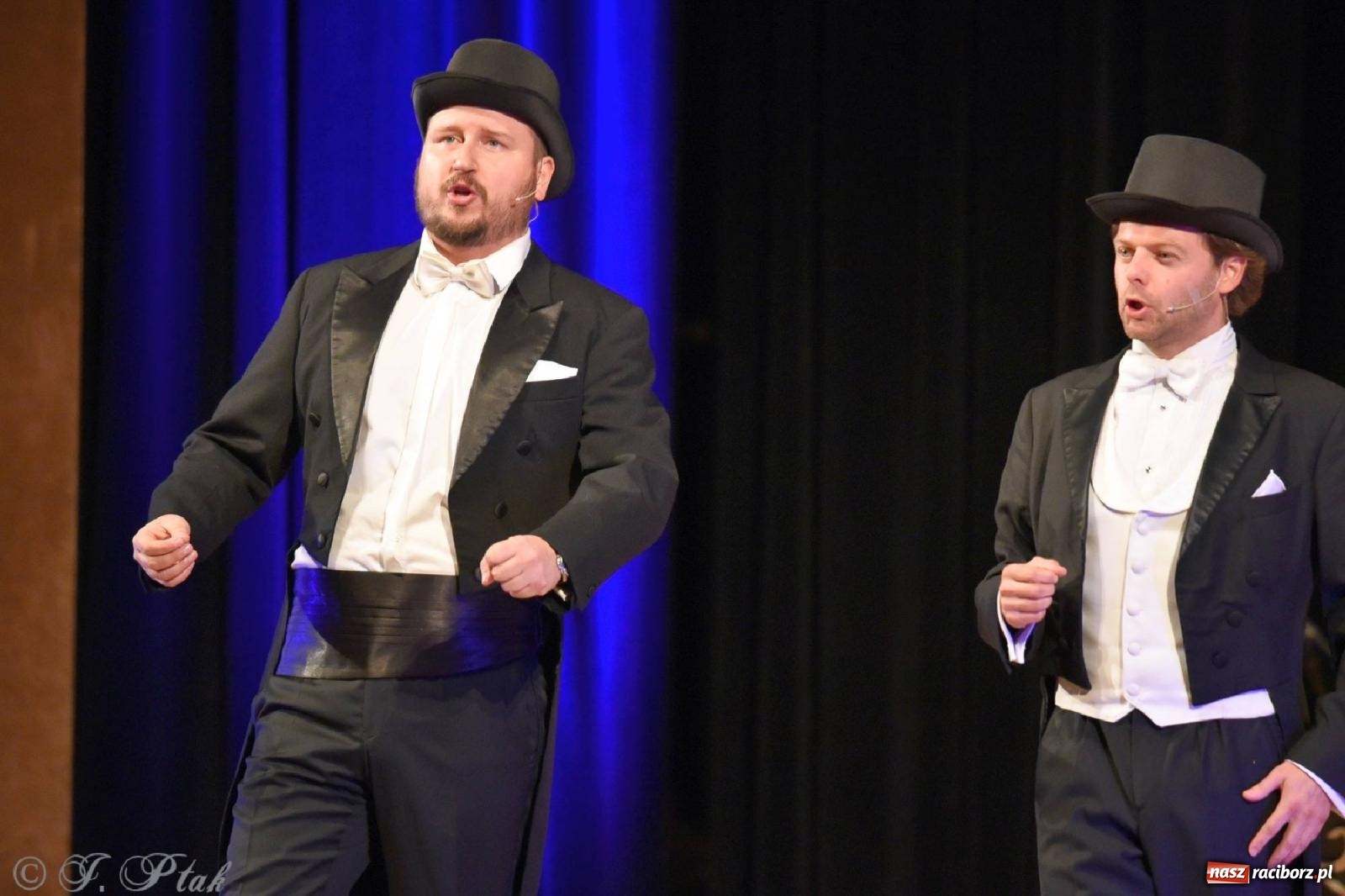 Zdjęcie w galerii na portalu naszraciborz.pl: Magiczny klimat starego Wiednia w RCK-u [FOTO] wiadomości z regionu