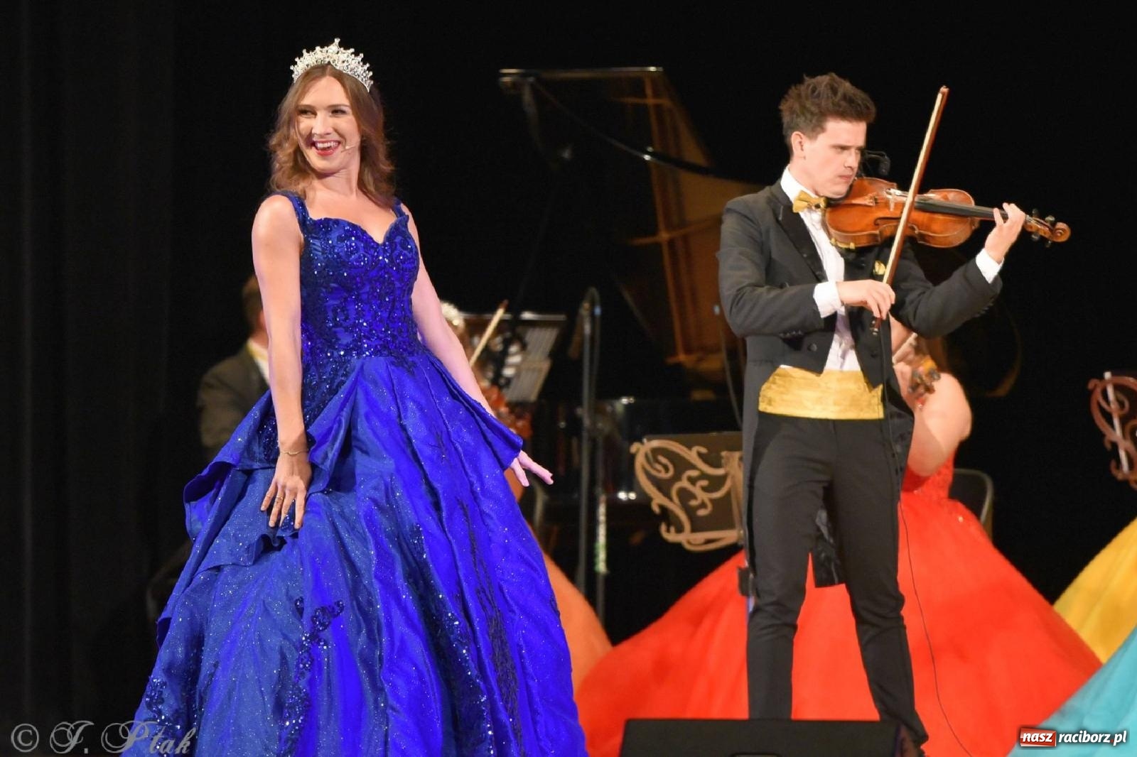 Zdjęcie w galerii na portalu naszraciborz.pl: Magiczny klimat starego Wiednia w RCK-u [FOTO] wiadomości z regionu