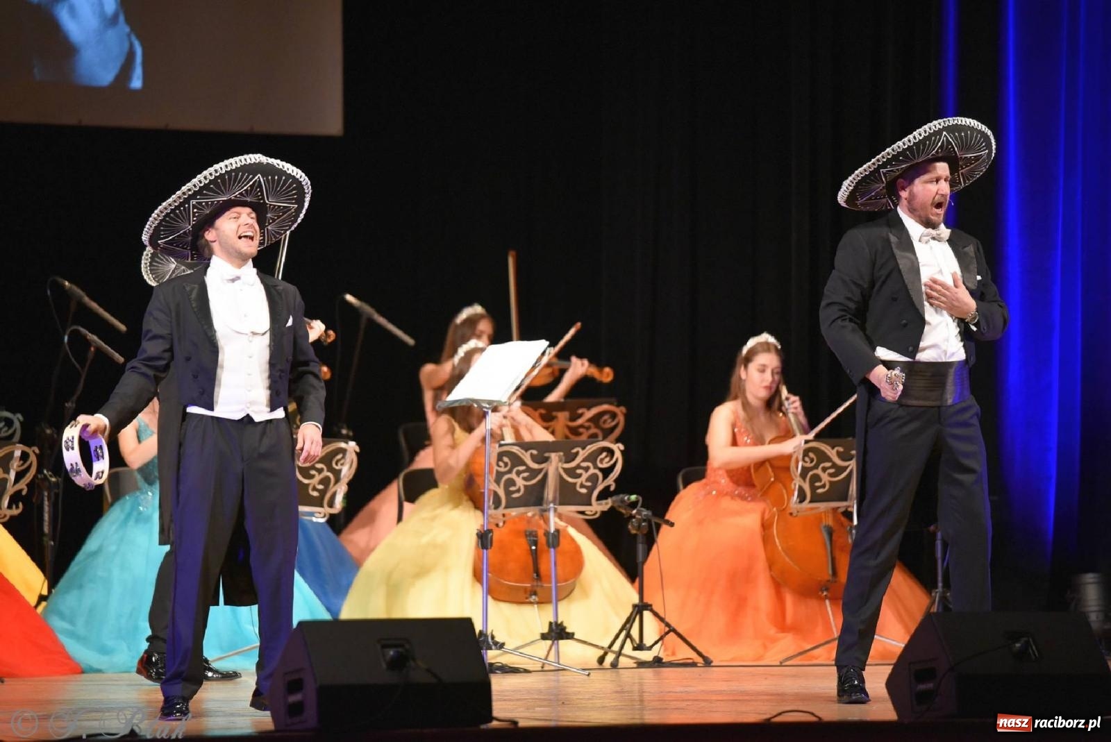 Zdjęcie w galerii na portalu naszraciborz.pl: Magiczny klimat starego Wiednia w RCK-u [FOTO] wiadomości z regionu