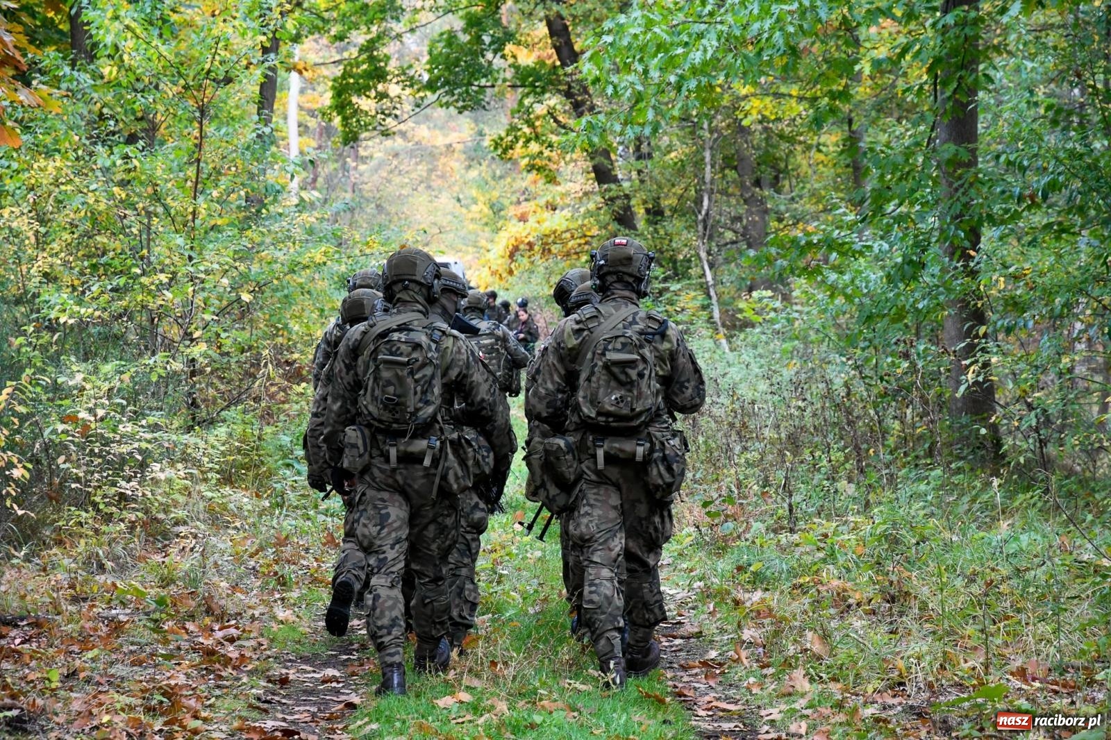 Zdjęcie w galerii na portalu naszraciborz.pl: Strzały i wybuchy. Śląscy terytorialsi ćwiczą w Kuźni Raciborskiej [FOTO i WIDEO] wiadomości z regionu