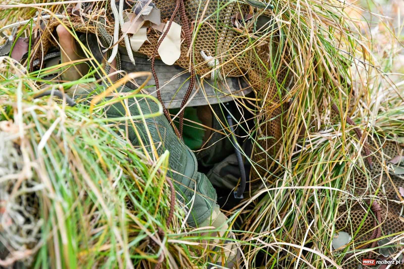 Zdjęcie w galerii na portalu naszraciborz.pl: Strzały i wybuchy. Śląscy terytorialsi ćwiczą w Kuźni Raciborskiej [FOTO i WIDEO] wiadomości z regionu