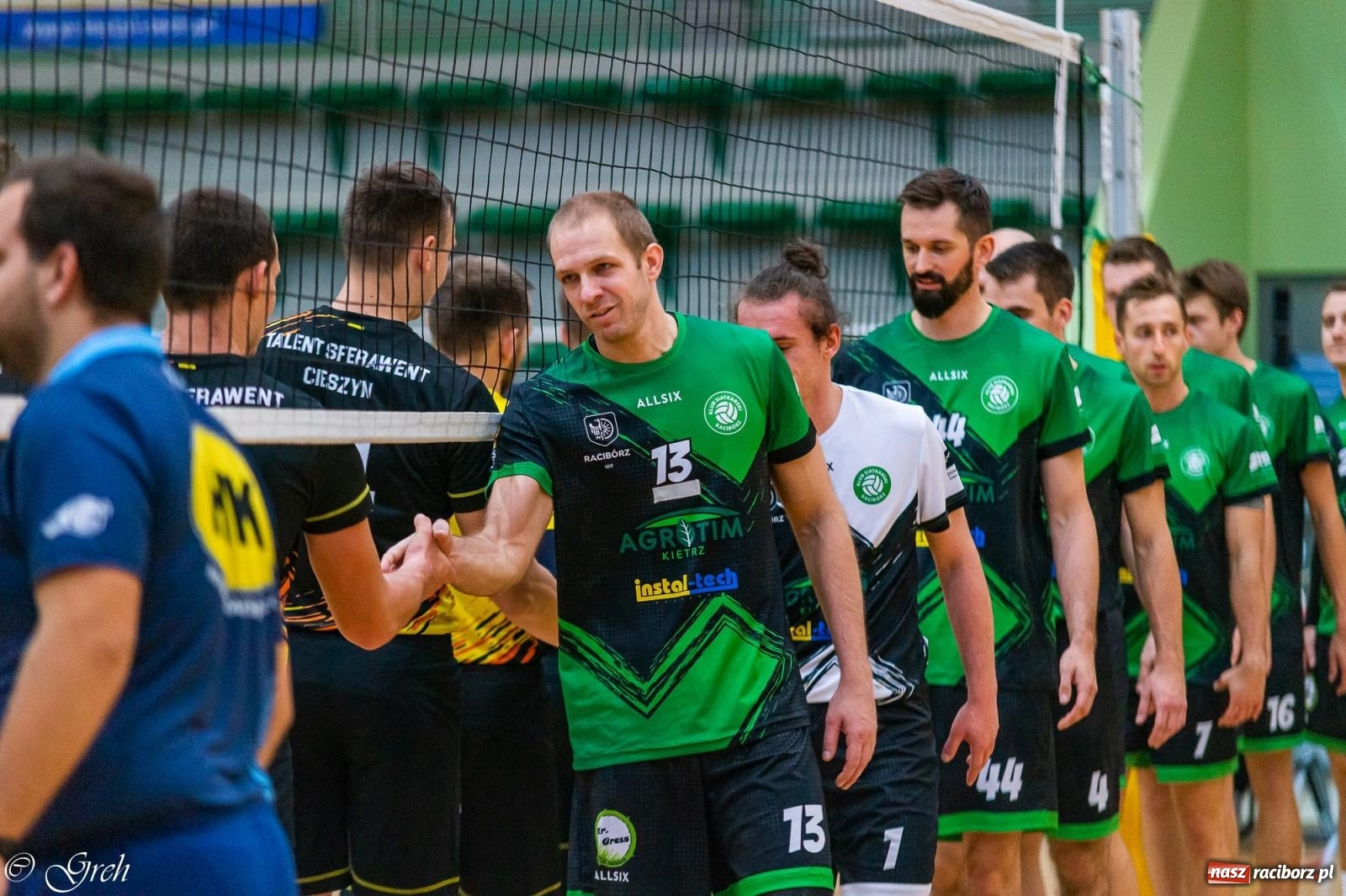 Zdjęcie w galerii na portalu naszraciborz.pl: Siatkarski dreszczowiec w I lidze śląskiej [FOTO i WIDEO] wiadomości z regionu