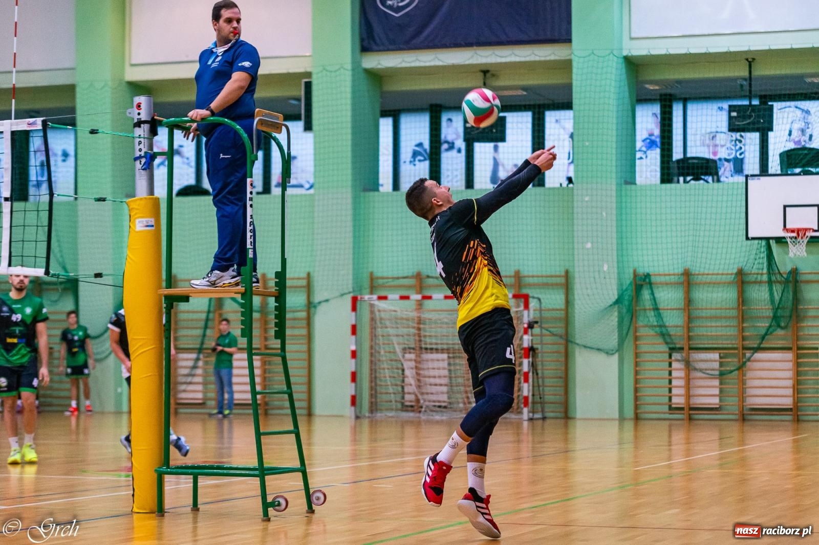 Zdjęcie w galerii na portalu naszraciborz.pl: Siatkarski dreszczowiec w I lidze śląskiej [FOTO i WIDEO] wiadomości z regionu