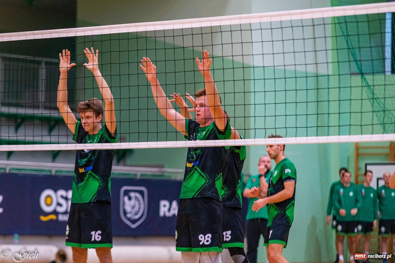 Zdjęcie w galerii na portalu naszraciborz.pl: Siatkarski dreszczowiec w I lidze śląskiej [FOTO i WIDEO] wiadomości z regionu