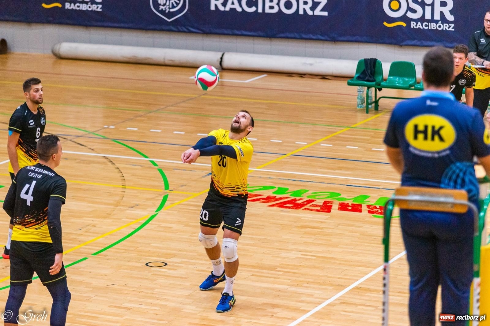 Zdjęcie w galerii na portalu naszraciborz.pl: Siatkarski dreszczowiec w I lidze śląskiej [FOTO i WIDEO] wiadomości z regionu