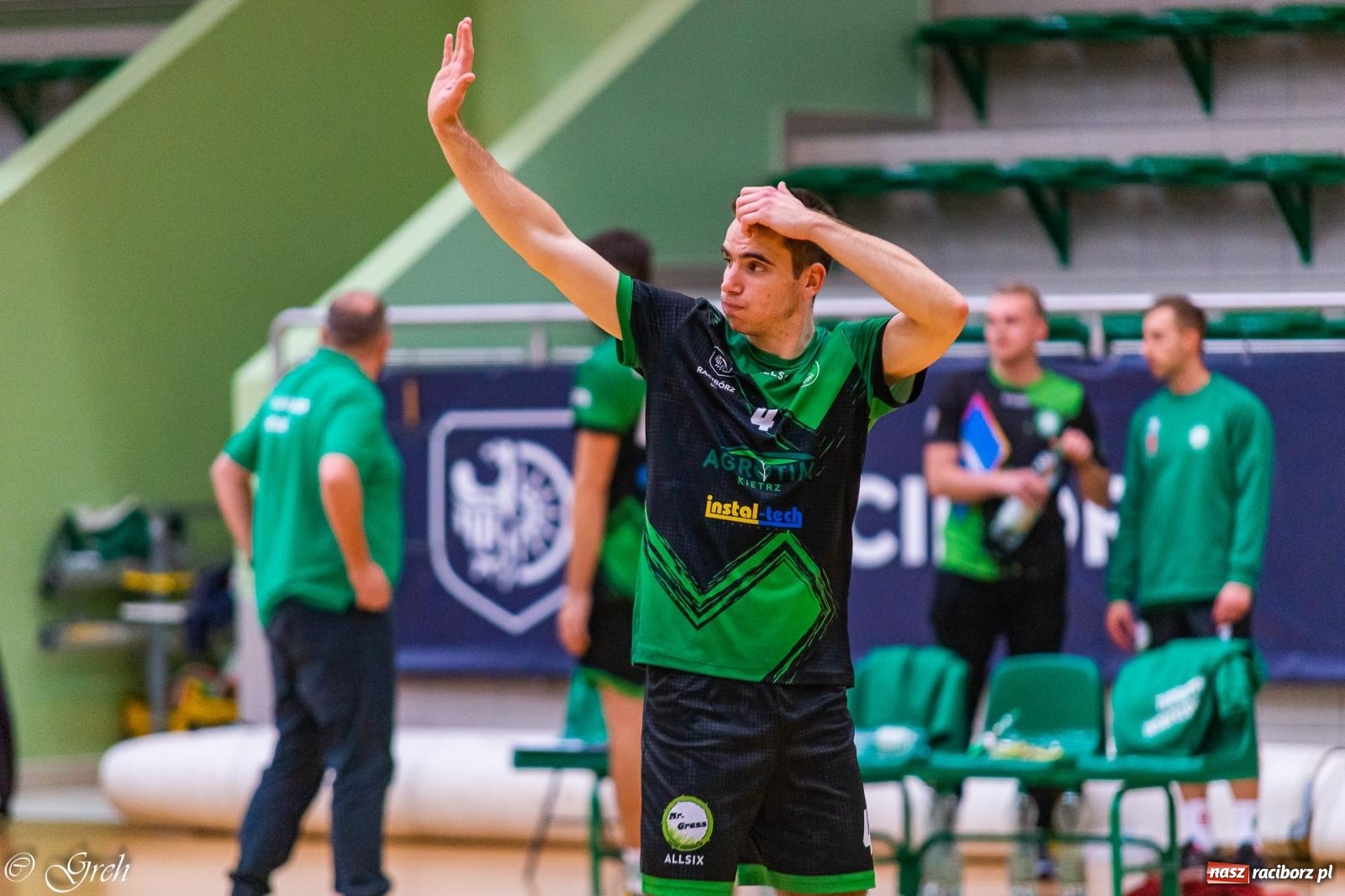 Zdjęcie w galerii na portalu naszraciborz.pl: Siatkarski dreszczowiec w I lidze śląskiej [FOTO i WIDEO] wiadomości z regionu