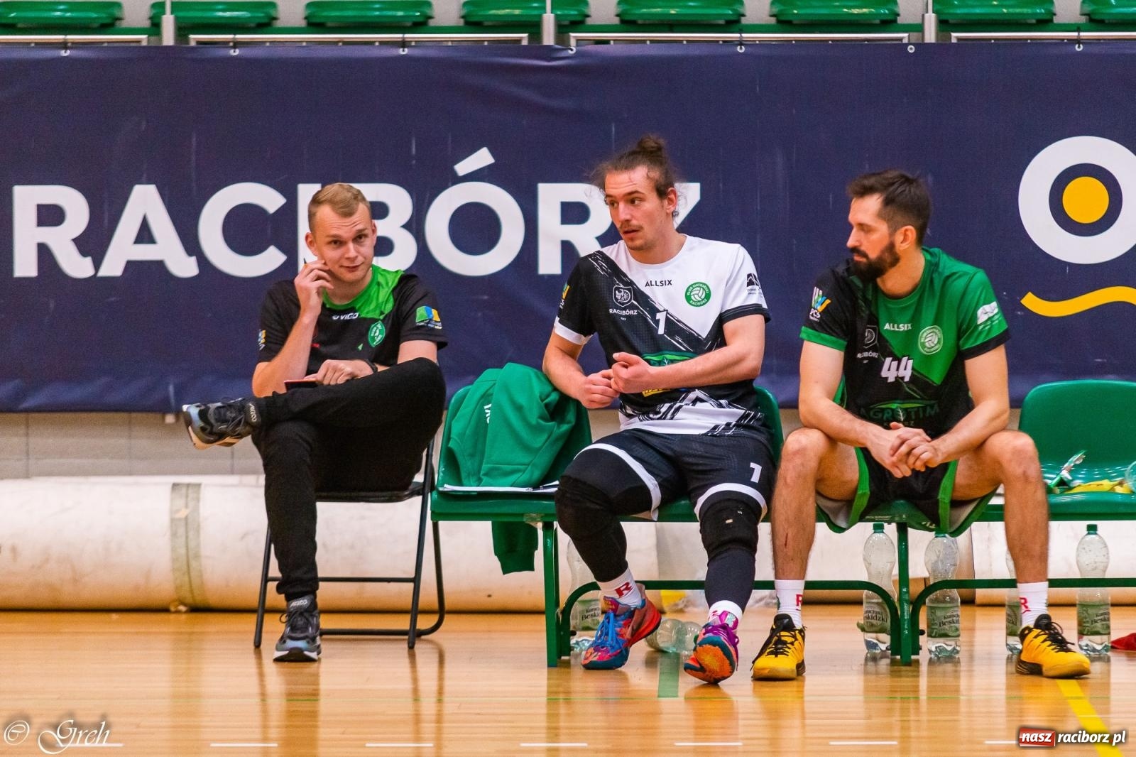 Zdjęcie w galerii na portalu naszraciborz.pl: Siatkarski dreszczowiec w I lidze śląskiej [FOTO i WIDEO] wiadomości z regionu