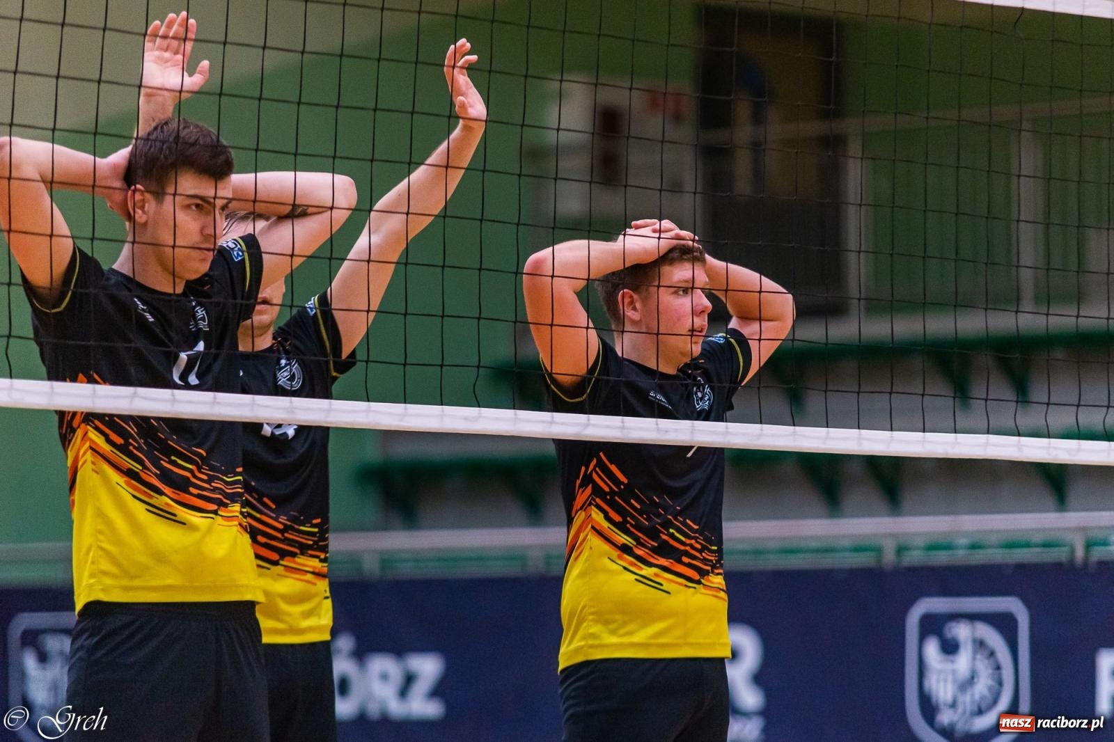 Zdjęcie w galerii na portalu naszraciborz.pl: Siatkarski dreszczowiec w I lidze śląskiej [FOTO i WIDEO] wiadomości z regionu