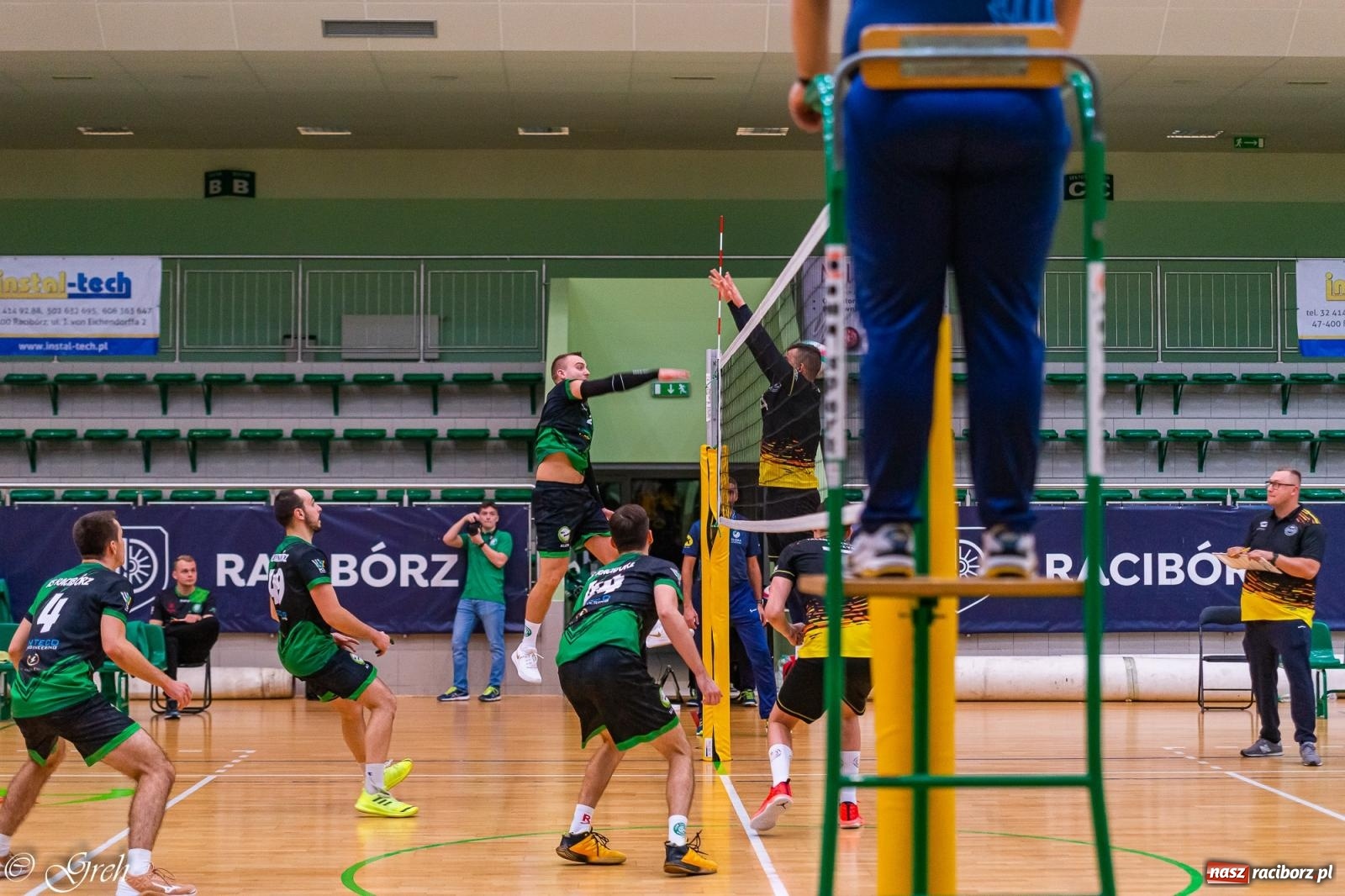 Zdjęcie w galerii na portalu naszraciborz.pl: Siatkarski dreszczowiec w I lidze śląskiej [FOTO i WIDEO] wiadomości z regionu