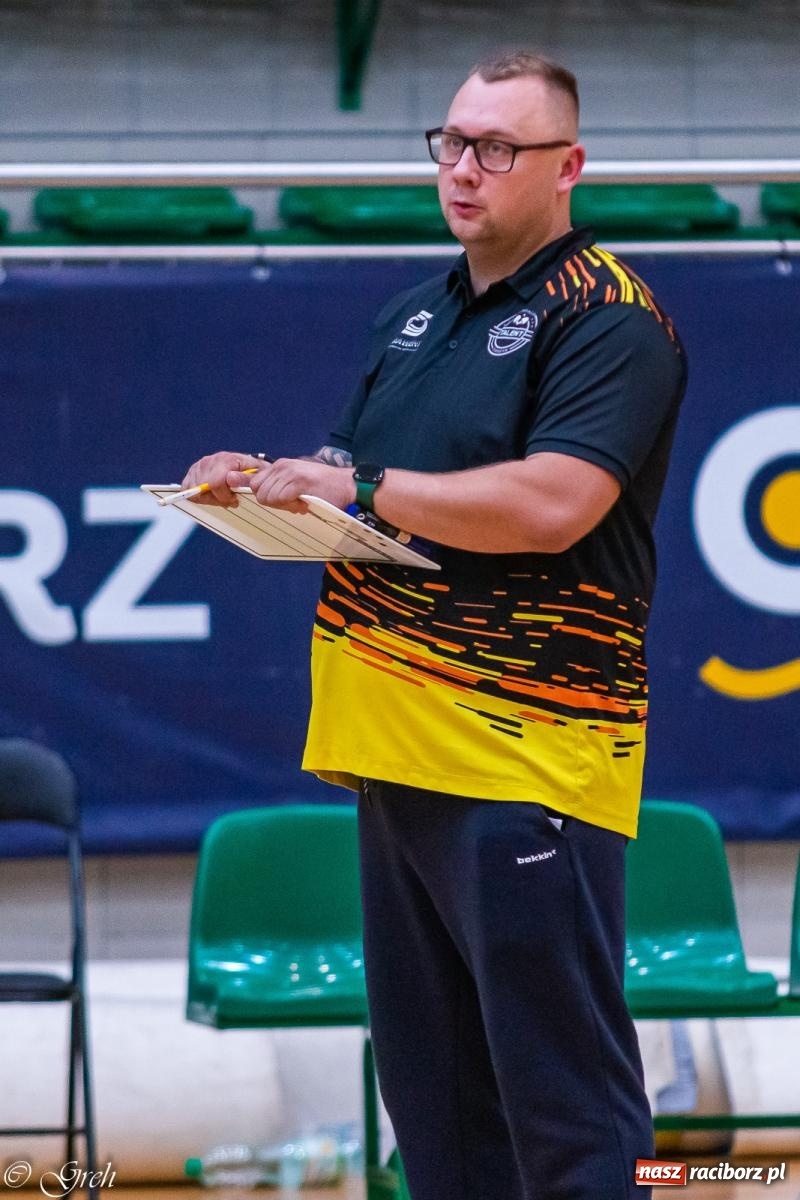 Zdjęcie w galerii na portalu naszraciborz.pl: Siatkarski dreszczowiec w I lidze śląskiej [FOTO i WIDEO] wiadomości z regionu