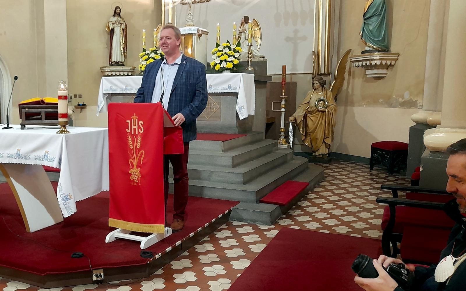 Zdjęcie w galerii na portalu naszraciborz.pl: Szlak przetarty. Pielgrzymi od św. Jakuba dotarli do Czech wiadomości z regionu