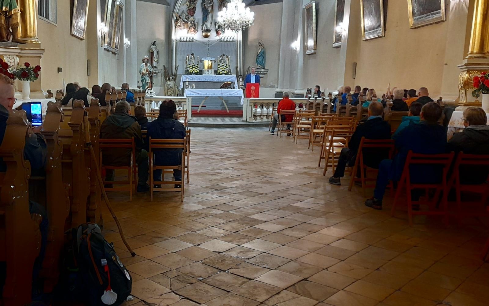Zdjęcie w galerii na portalu naszraciborz.pl: Szlak przetarty. Pielgrzymi od św. Jakuba dotarli do Czech wiadomości z regionu