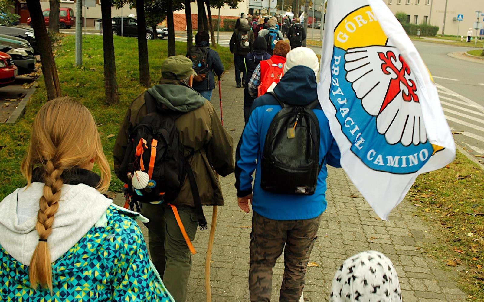 Zdjęcie w galerii na portalu naszraciborz.pl: Szlak przetarty. Pielgrzymi od św. Jakuba dotarli do Czech wiadomości z regionu