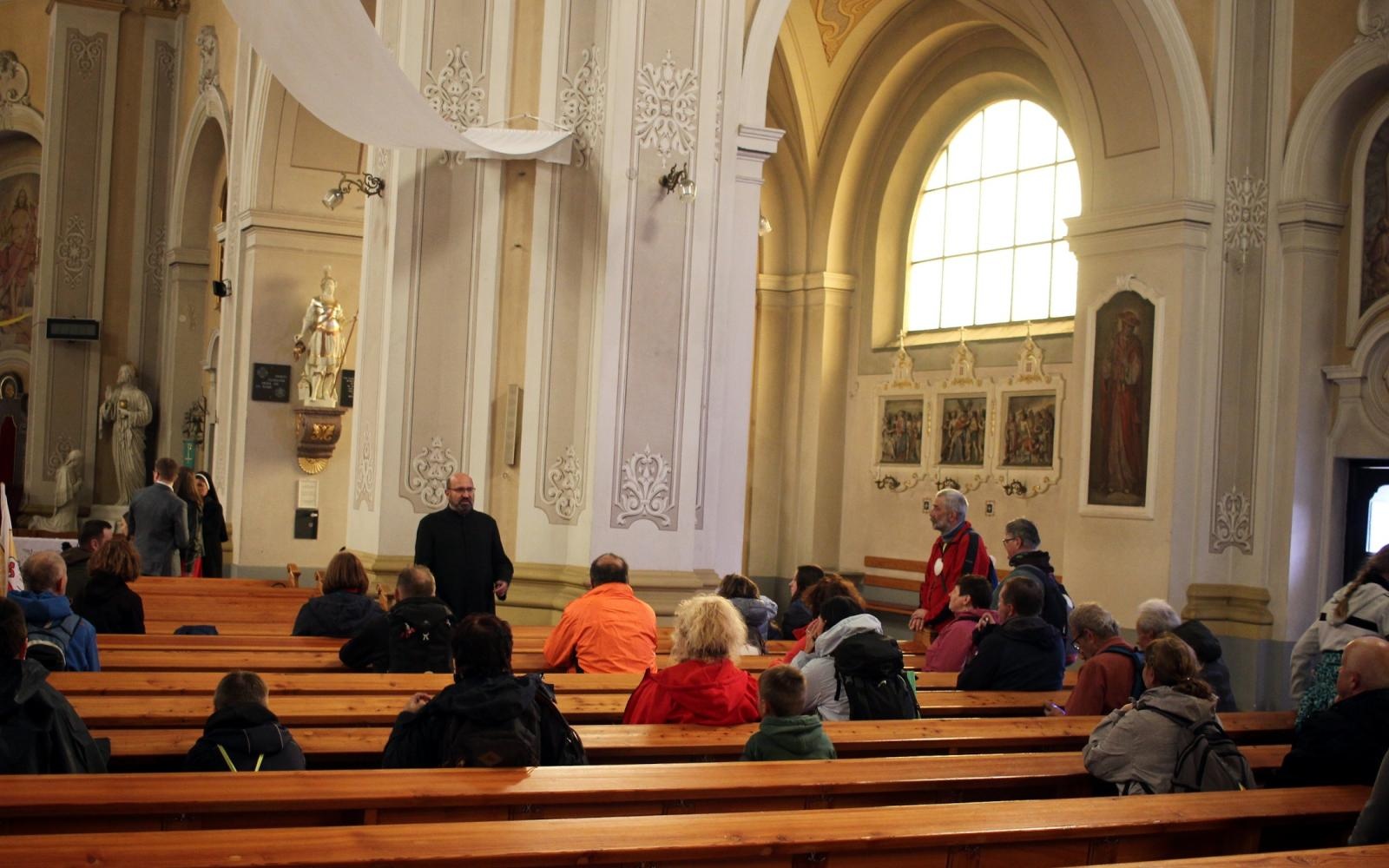 Zdjęcie w galerii na portalu naszraciborz.pl: Szlak przetarty. Pielgrzymi od św. Jakuba dotarli do Czech wiadomości z regionu
