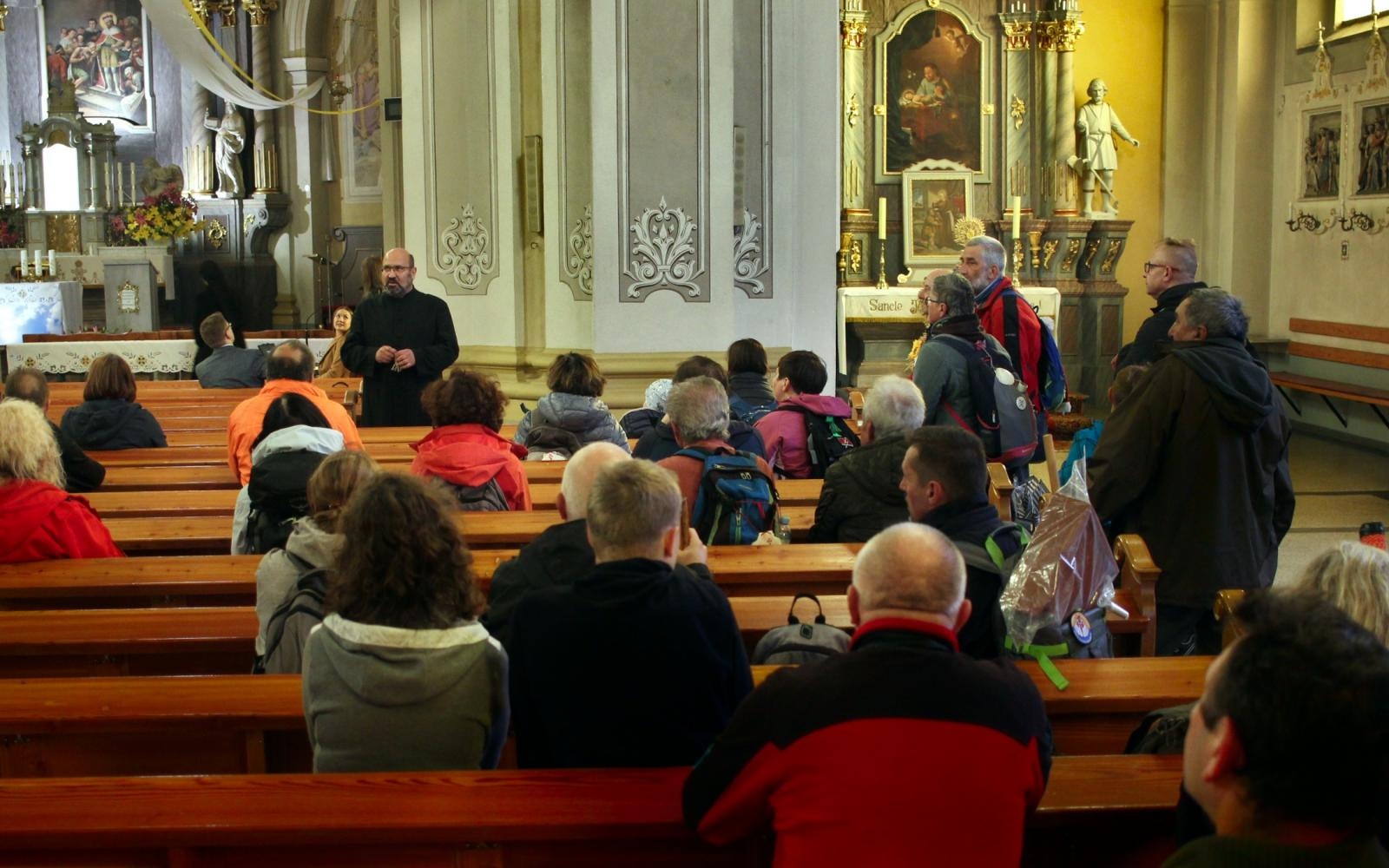Zdjęcie w galerii na portalu naszraciborz.pl: Szlak przetarty. Pielgrzymi od św. Jakuba dotarli do Czech wiadomości z regionu