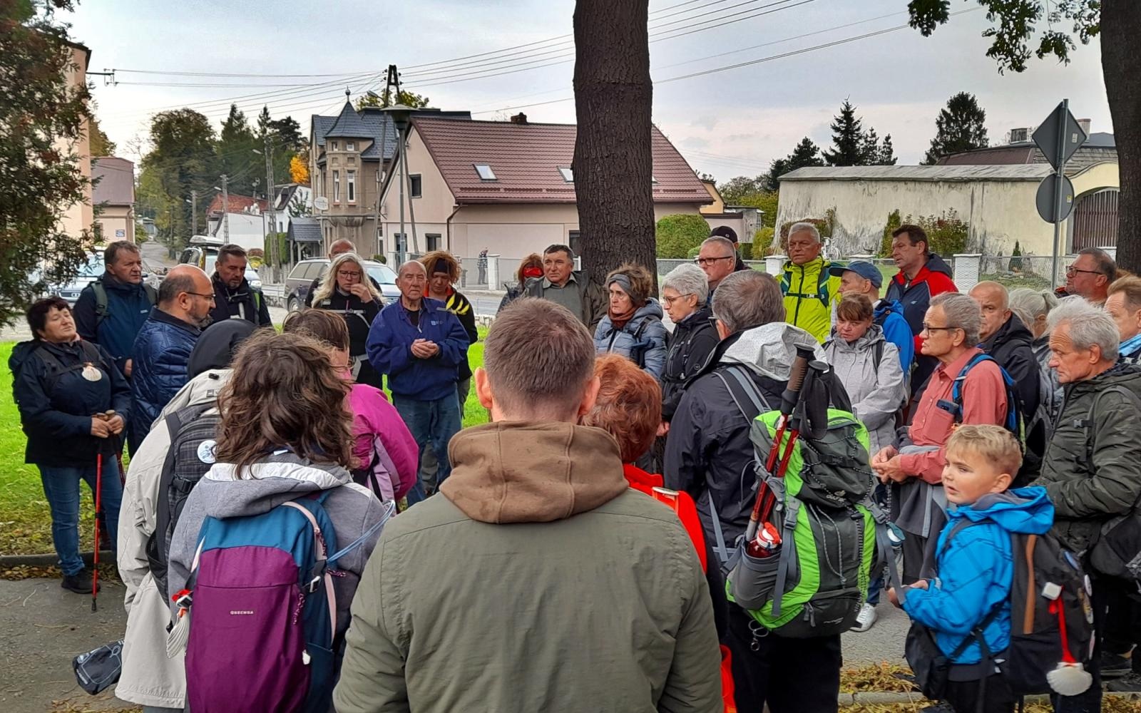 Zdjęcie w galerii na portalu naszraciborz.pl: Szlak przetarty. Pielgrzymi od św. Jakuba dotarli do Czech wiadomości z regionu