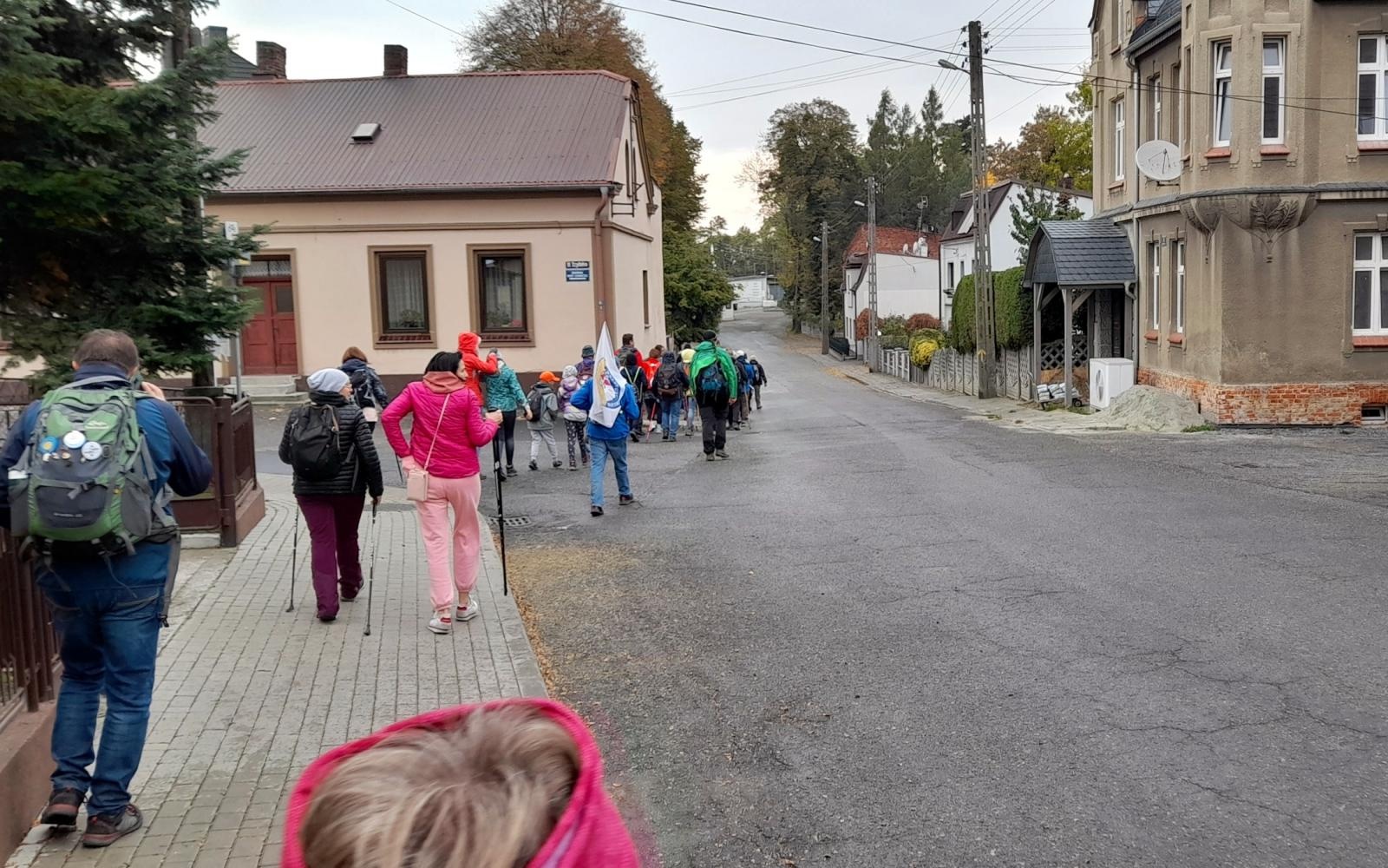 Zdjęcie w galerii na portalu naszraciborz.pl: Szlak przetarty. Pielgrzymi od św. Jakuba dotarli do Czech wiadomości z regionu