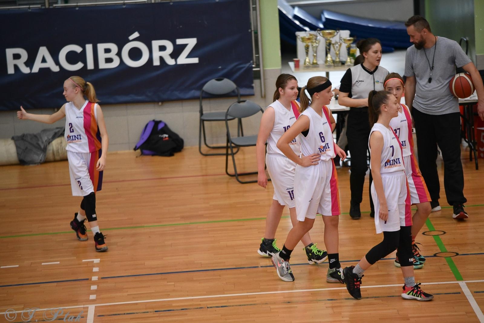 Zdjęcie w galerii na portalu naszraciborz.pl: Młode koszykarki rywalizowały o puchar starosty [FOTO] wiadomości z regionu
