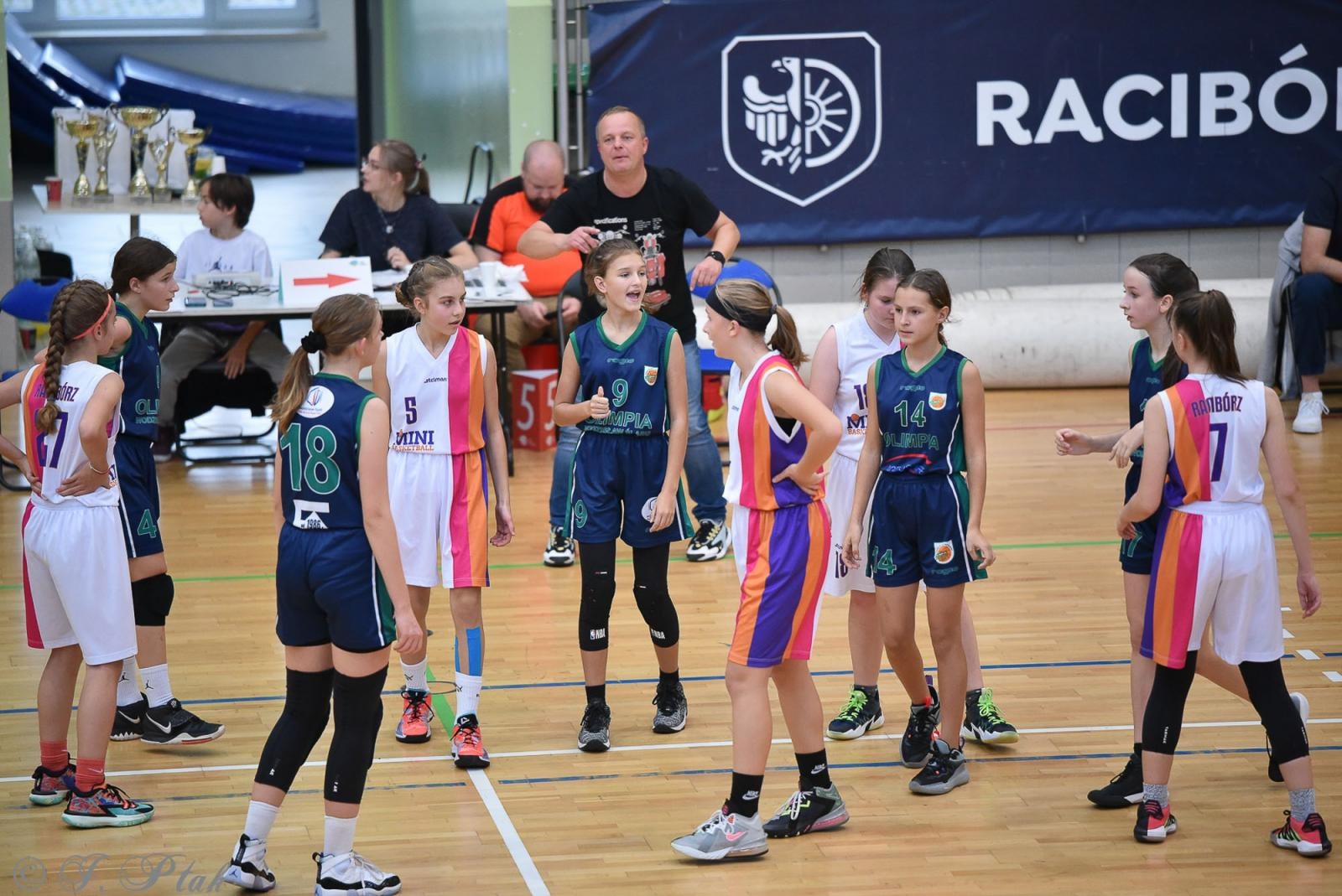 Zdjęcie w galerii na portalu naszraciborz.pl: Młode koszykarki rywalizowały o puchar starosty [FOTO] wiadomości z regionu