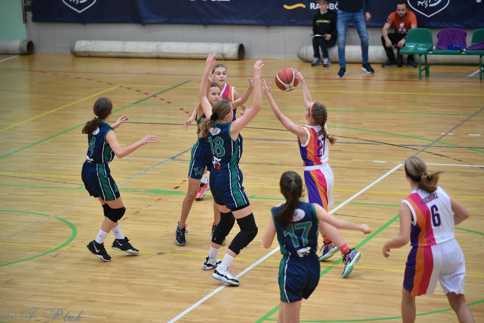 Zdjęcie w galerii na portalu naszraciborz.pl: Młode koszykarki rywalizowały o puchar starosty [FOTO] wiadomości z regionu