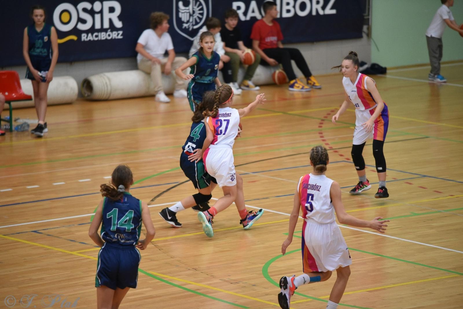 Zdjęcie w galerii na portalu naszraciborz.pl: Młode koszykarki rywalizowały o puchar starosty [FOTO] wiadomości z regionu