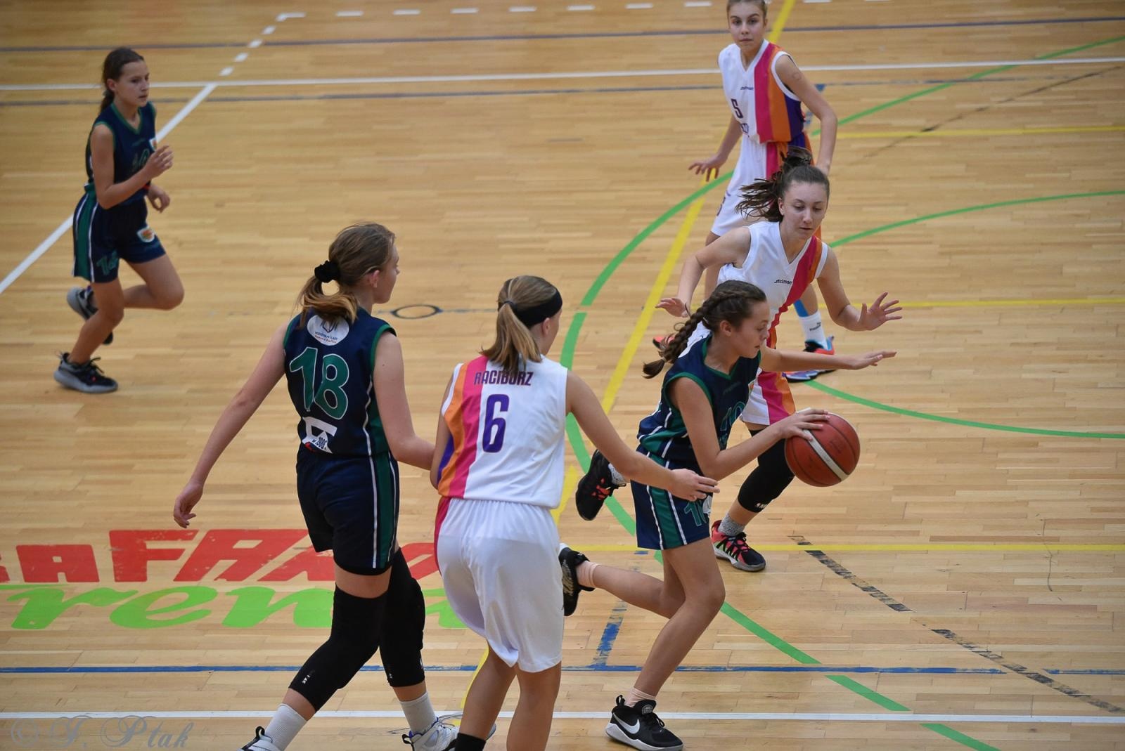 Zdjęcie w galerii na portalu naszraciborz.pl: Młode koszykarki rywalizowały o puchar starosty [FOTO] wiadomości z regionu