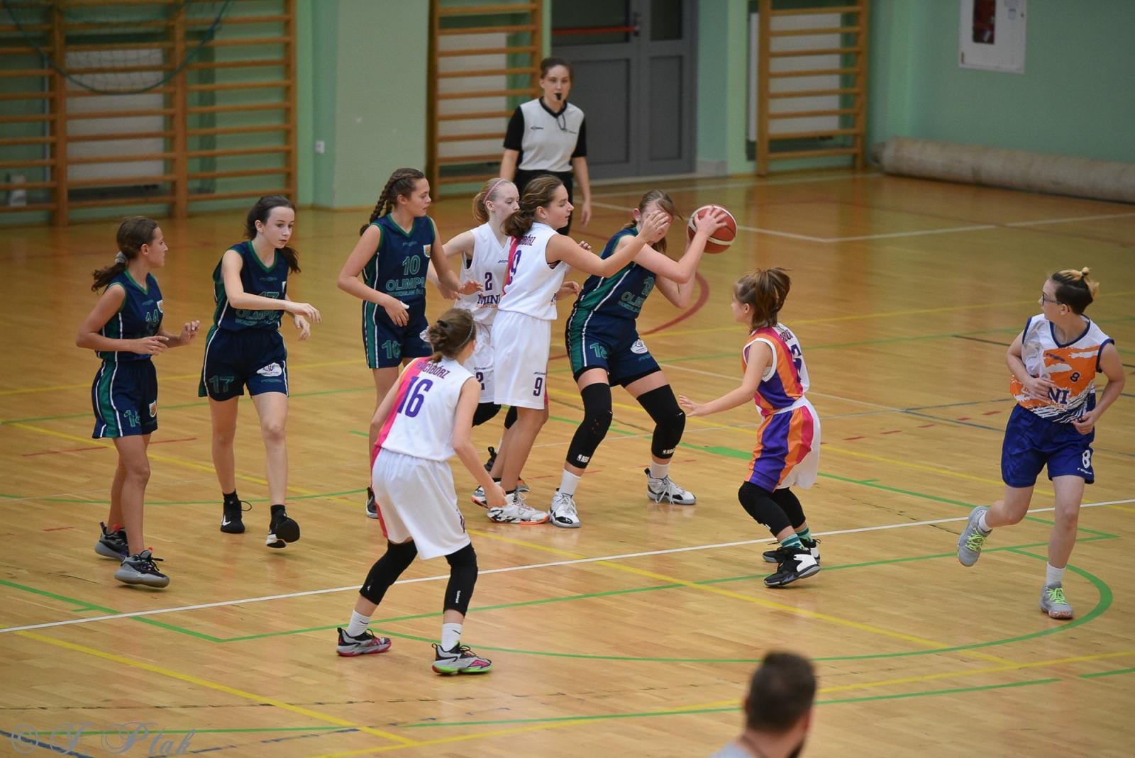 Zdjęcie w galerii na portalu naszraciborz.pl: Młode koszykarki rywalizowały o puchar starosty [FOTO] wiadomości z regionu