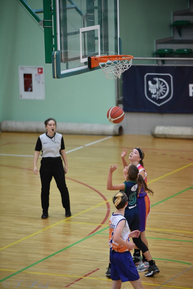 Zdjęcie w galerii na portalu naszraciborz.pl: Młode koszykarki rywalizowały o puchar starosty [FOTO] wiadomości z regionu