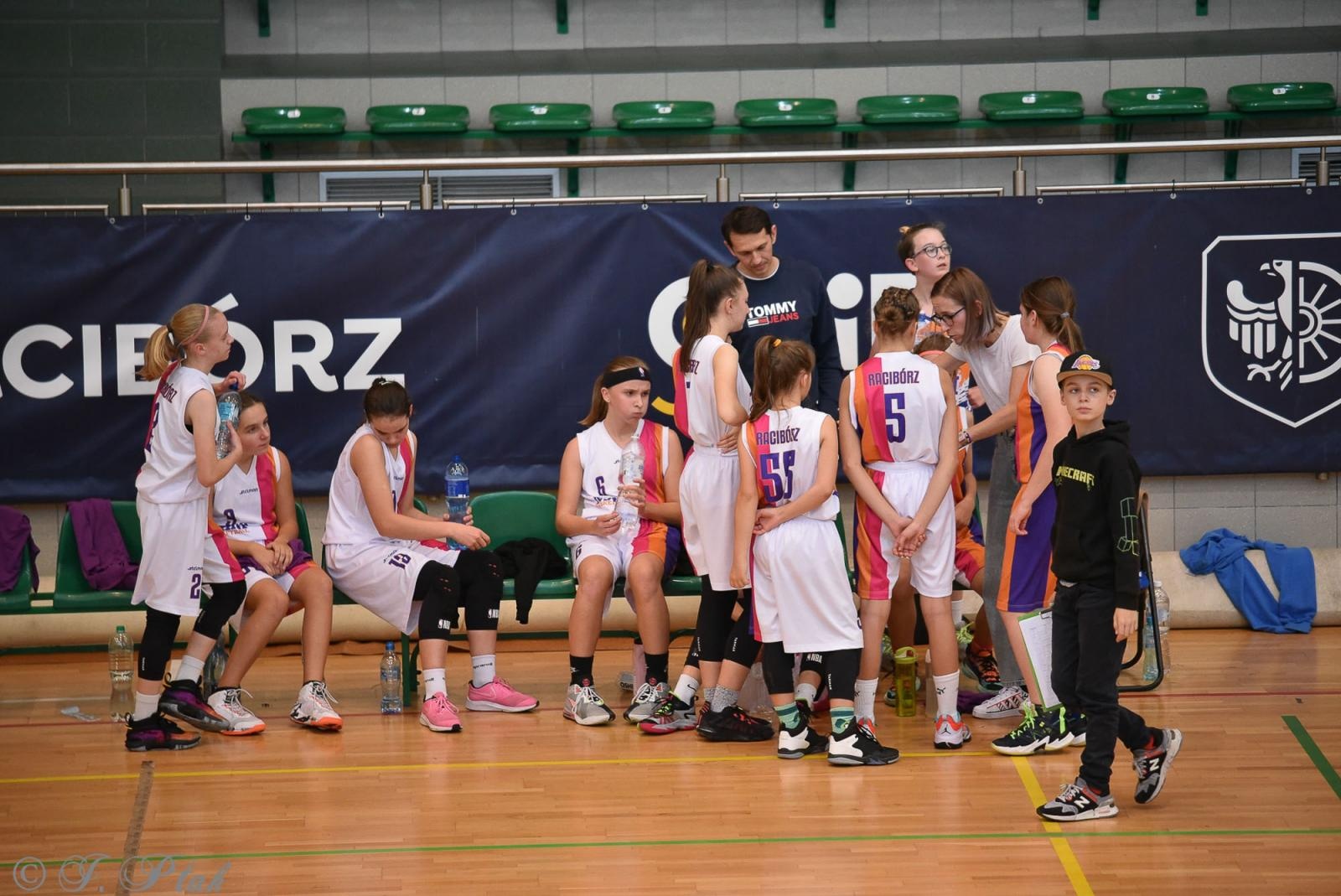 Zdjęcie w galerii na portalu naszraciborz.pl: Młode koszykarki rywalizowały o puchar starosty [FOTO] wiadomości z regionu