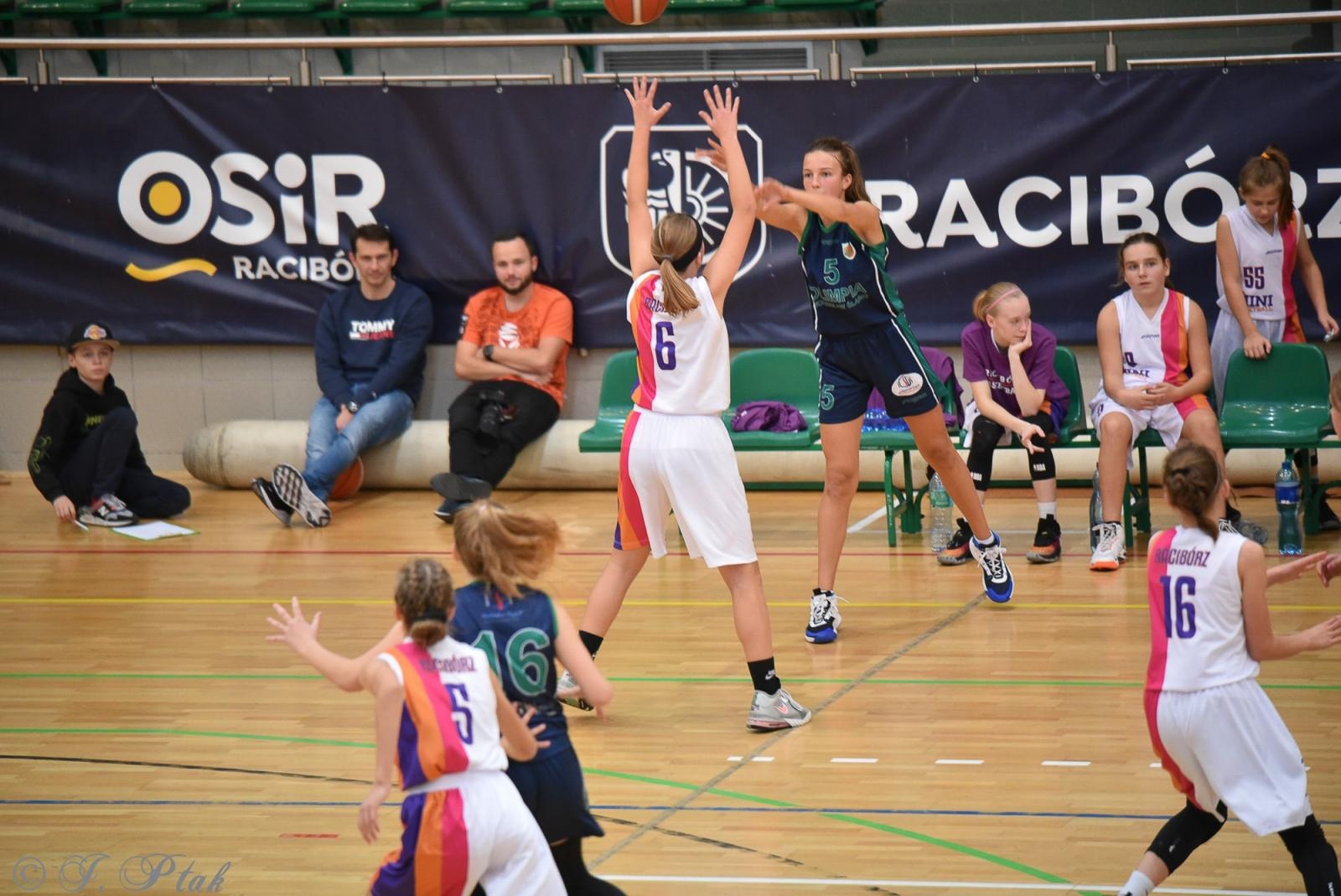 Zdjęcie w galerii na portalu naszraciborz.pl: Młode koszykarki rywalizowały o puchar starosty [FOTO] wiadomości z regionu
