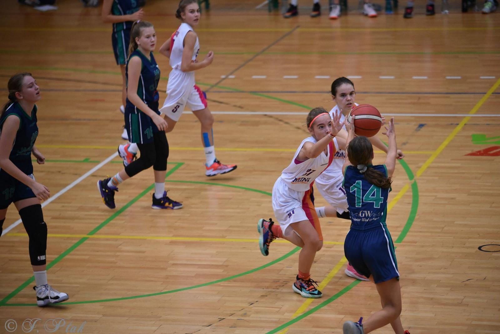 Zdjęcie w galerii na portalu naszraciborz.pl: Młode koszykarki rywalizowały o puchar starosty [FOTO] wiadomości z regionu