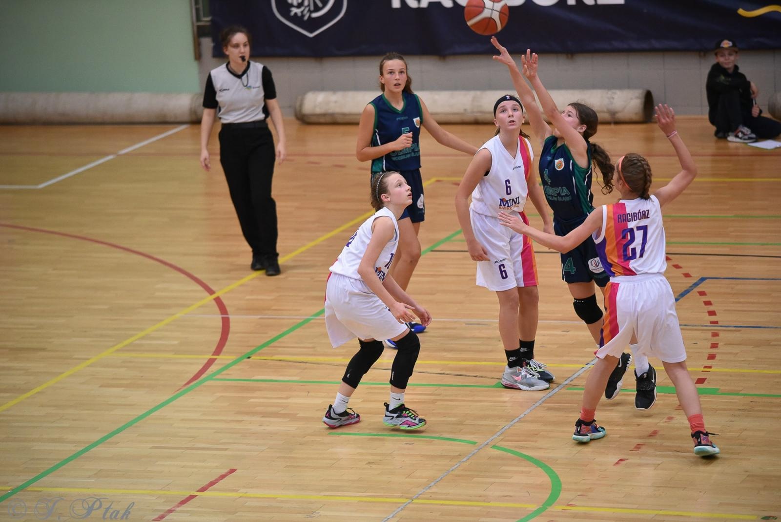 Zdjęcie w galerii na portalu naszraciborz.pl: Młode koszykarki rywalizowały o puchar starosty [FOTO] wiadomości z regionu
