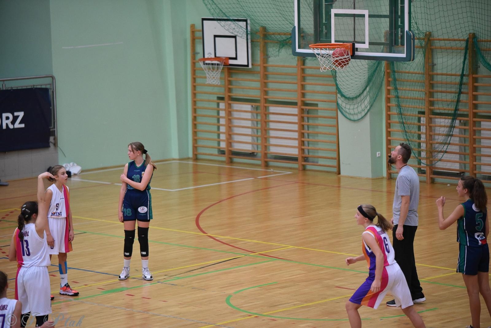 Zdjęcie w galerii na portalu naszraciborz.pl: Młode koszykarki rywalizowały o puchar starosty [FOTO] wiadomości z regionu